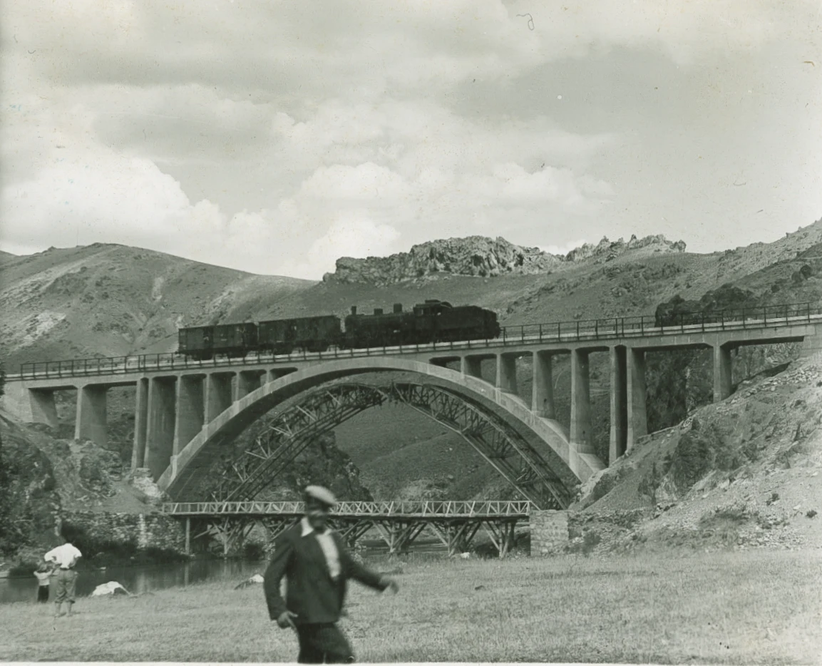 Sivas–Erzurum demiryolu hattı Erzincan köprüsü